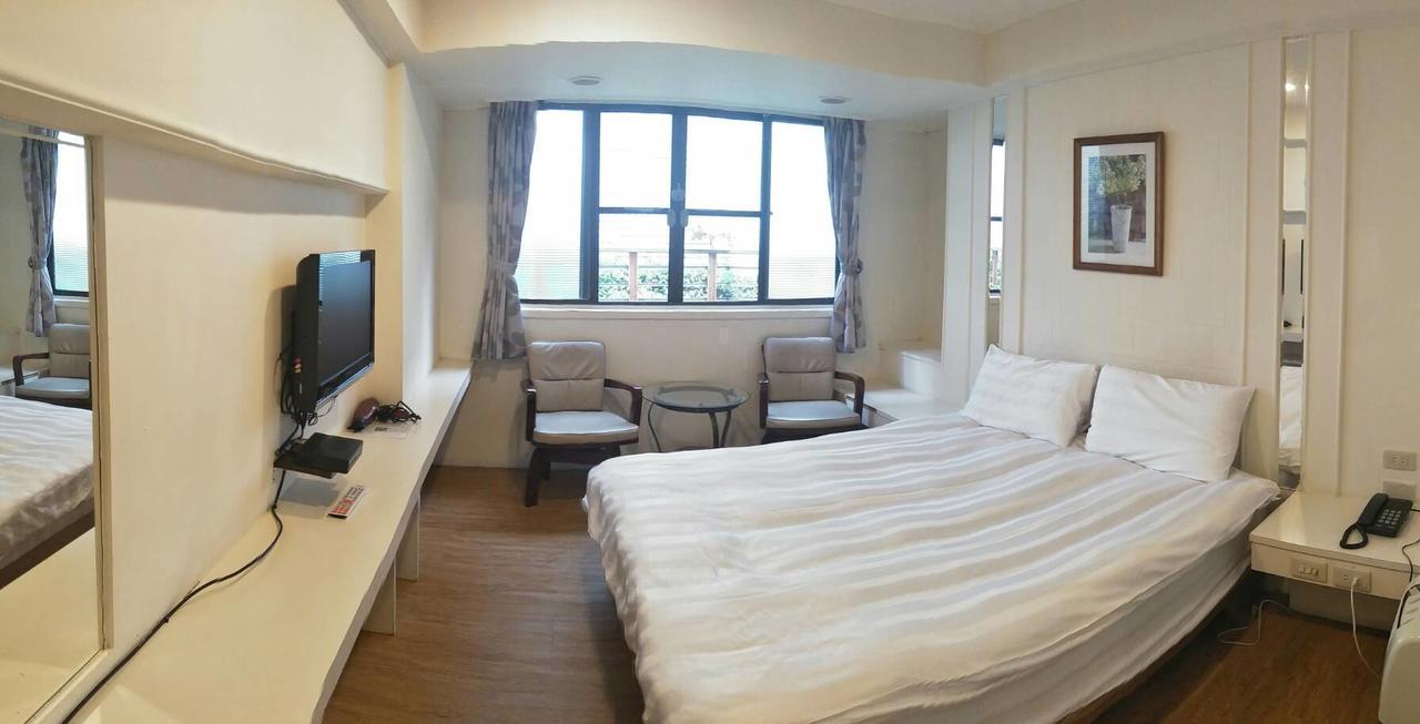 Maria Hotel Zhongzheng  Buitenkant foto