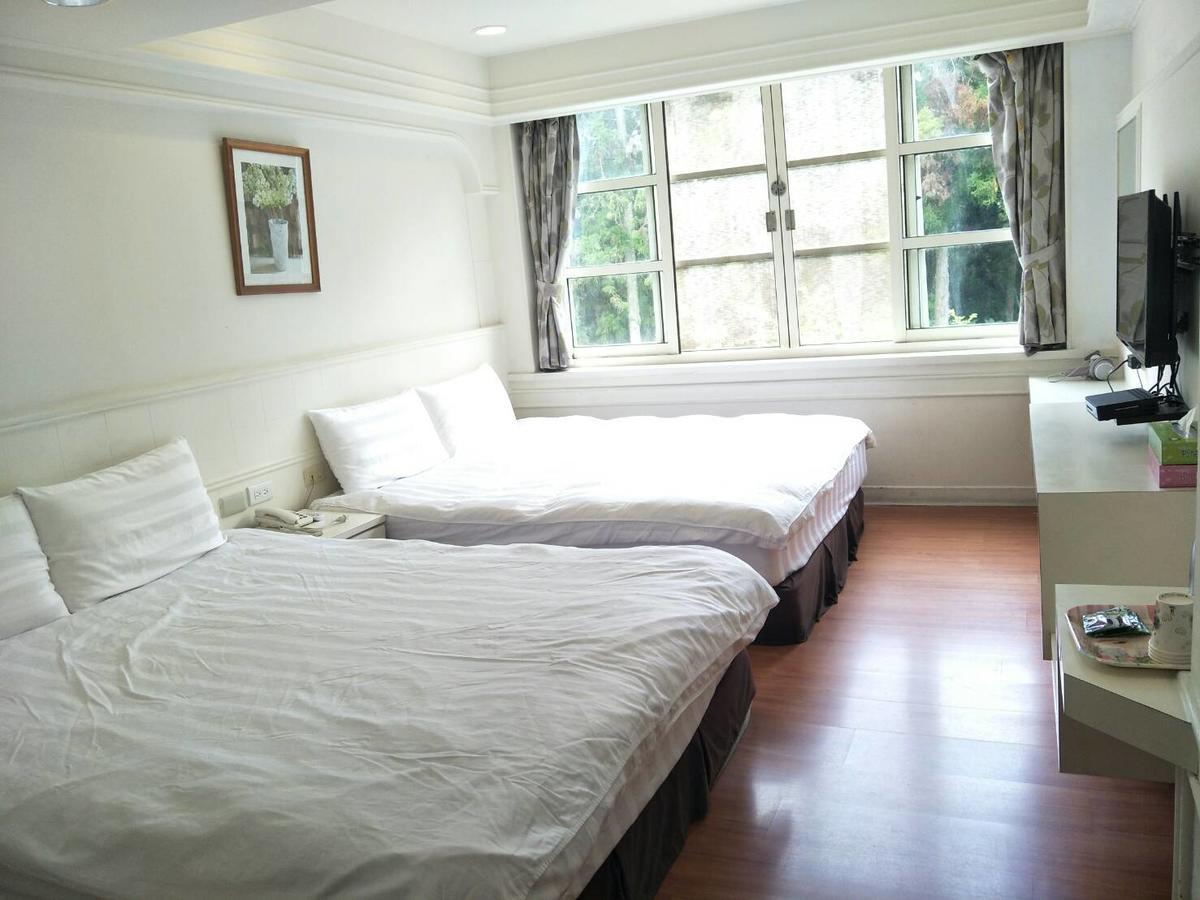 Maria Hotel Zhongzheng  Buitenkant foto